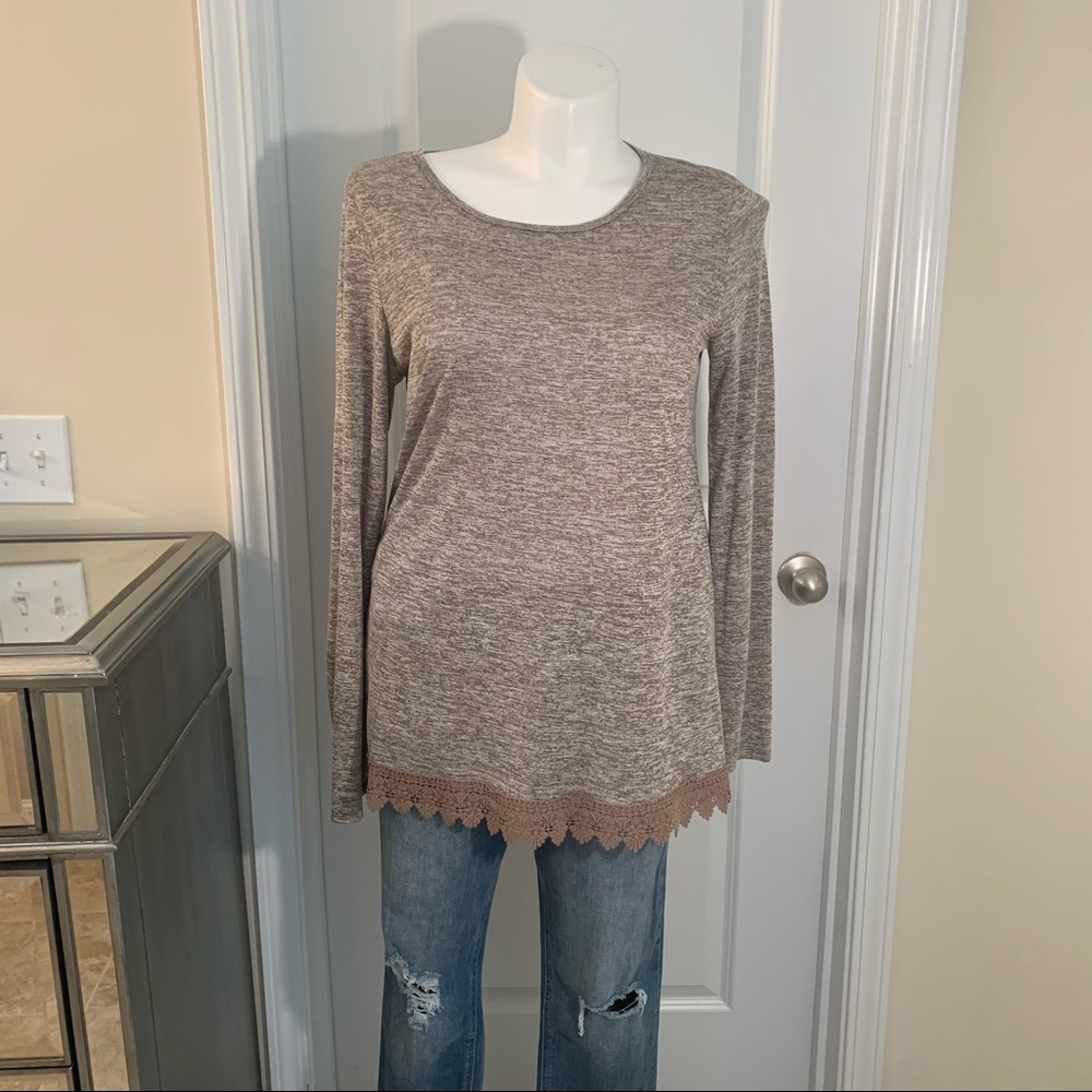 A Dip of Darling brand lace hem tunic size XXL